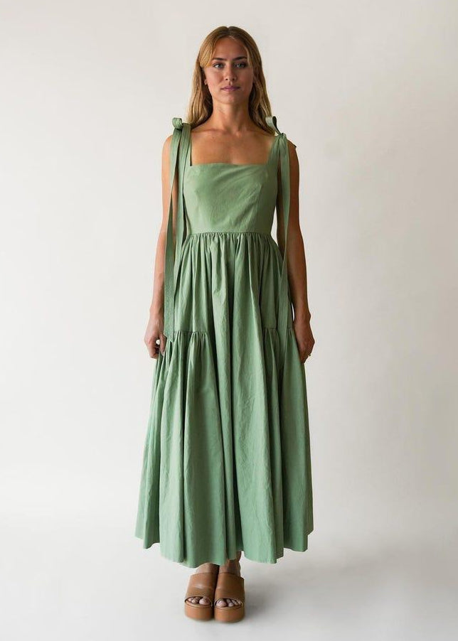 Beautiful Backless Formal Bridesmaid Dress